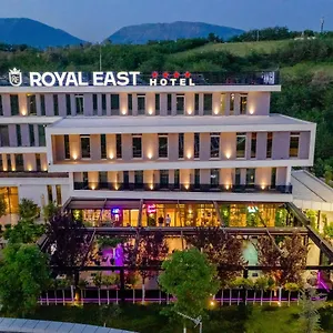 4* Hotel Royal East