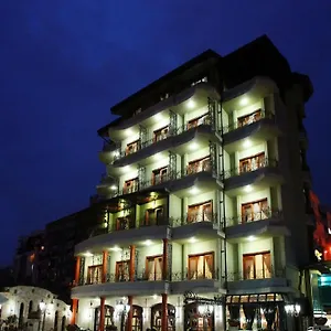 Hotel Dinasty, Tirana