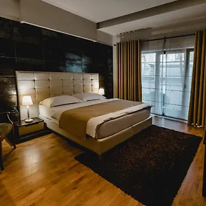 Hotel House & Restaurant, Tirana